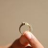 round brilliant cut ring near muse setting.